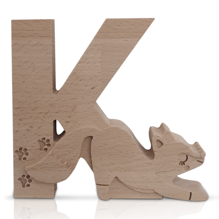 Houten letter K met een vosje